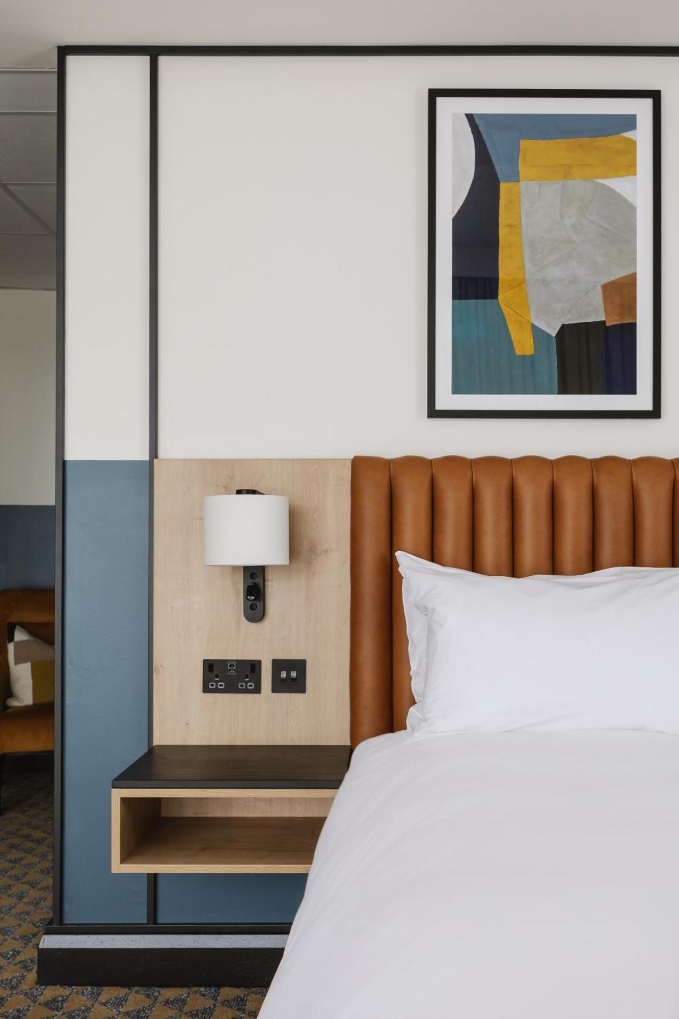 Premium Queen Room Rollaway Bed,1600555086:JPEG